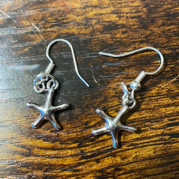 Starfish earings - Picture 1 of 1